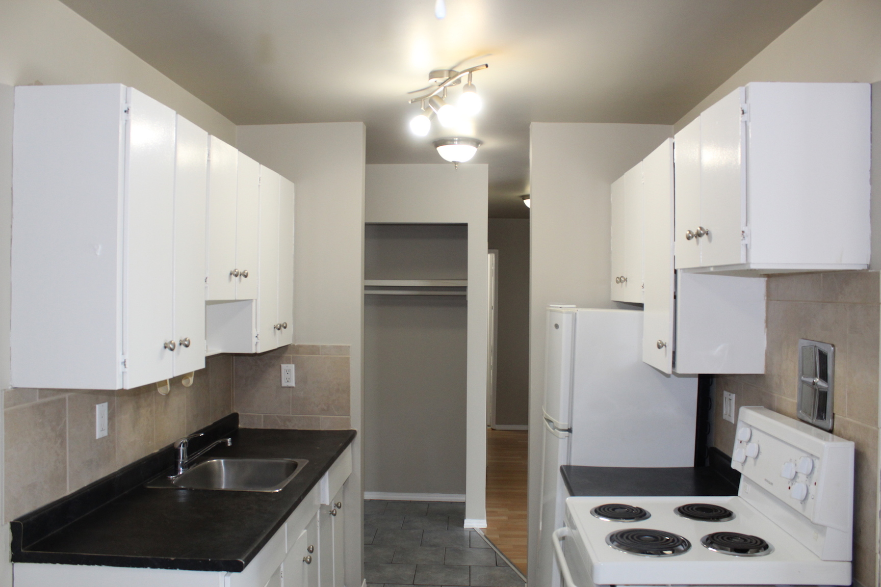 McQueen Place - Photo 16