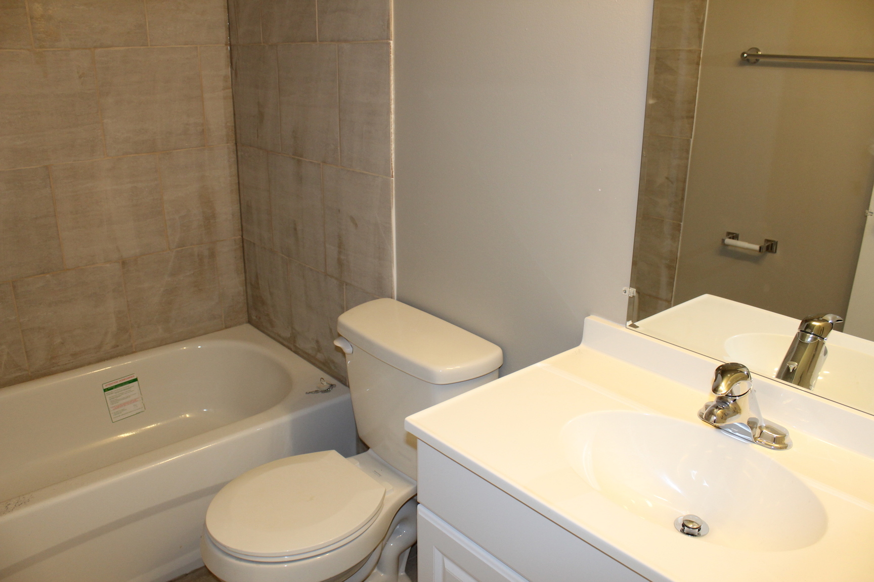 McCam 4 Apartments - Photo 7