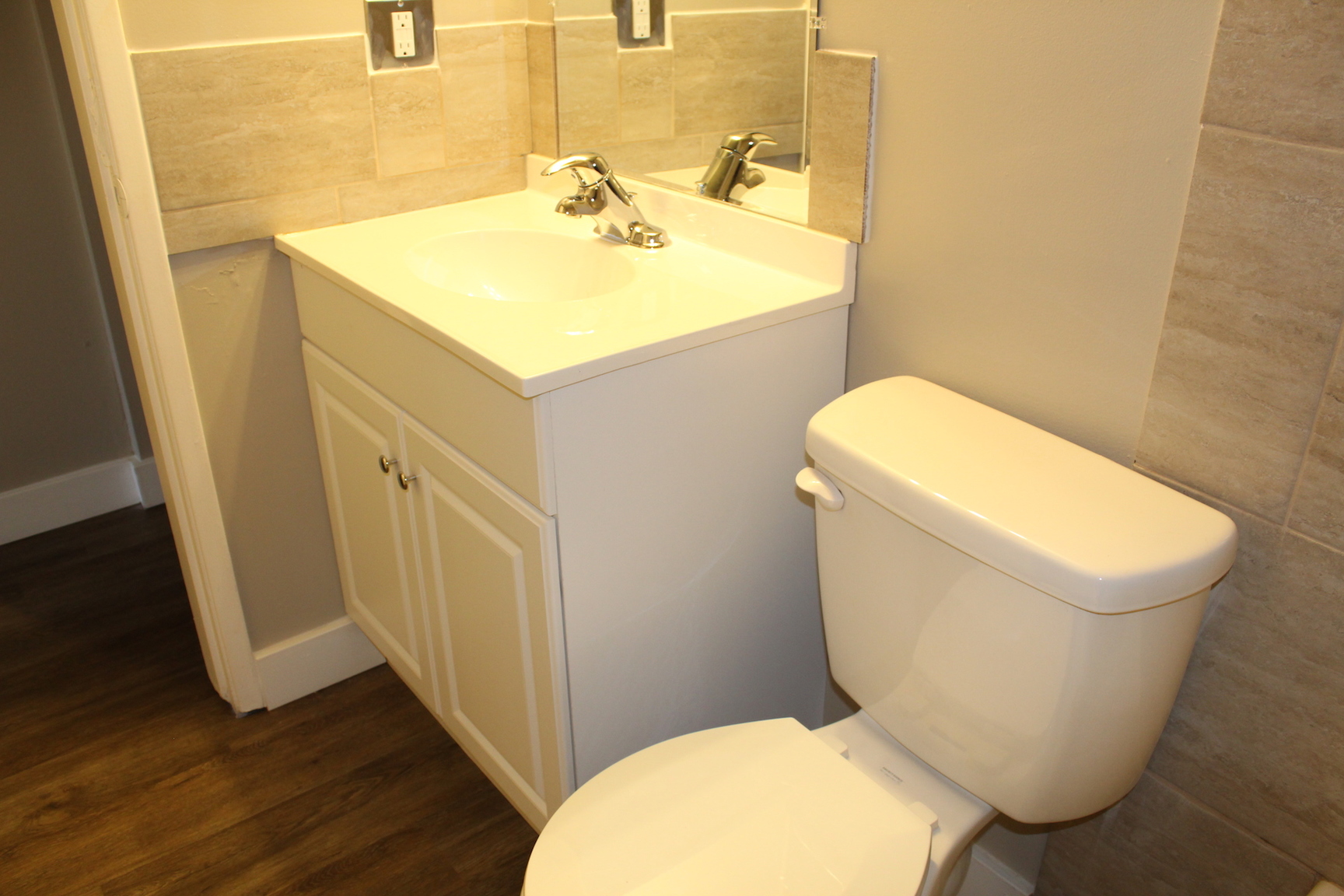 McCam 4 Apartments - Photo 16