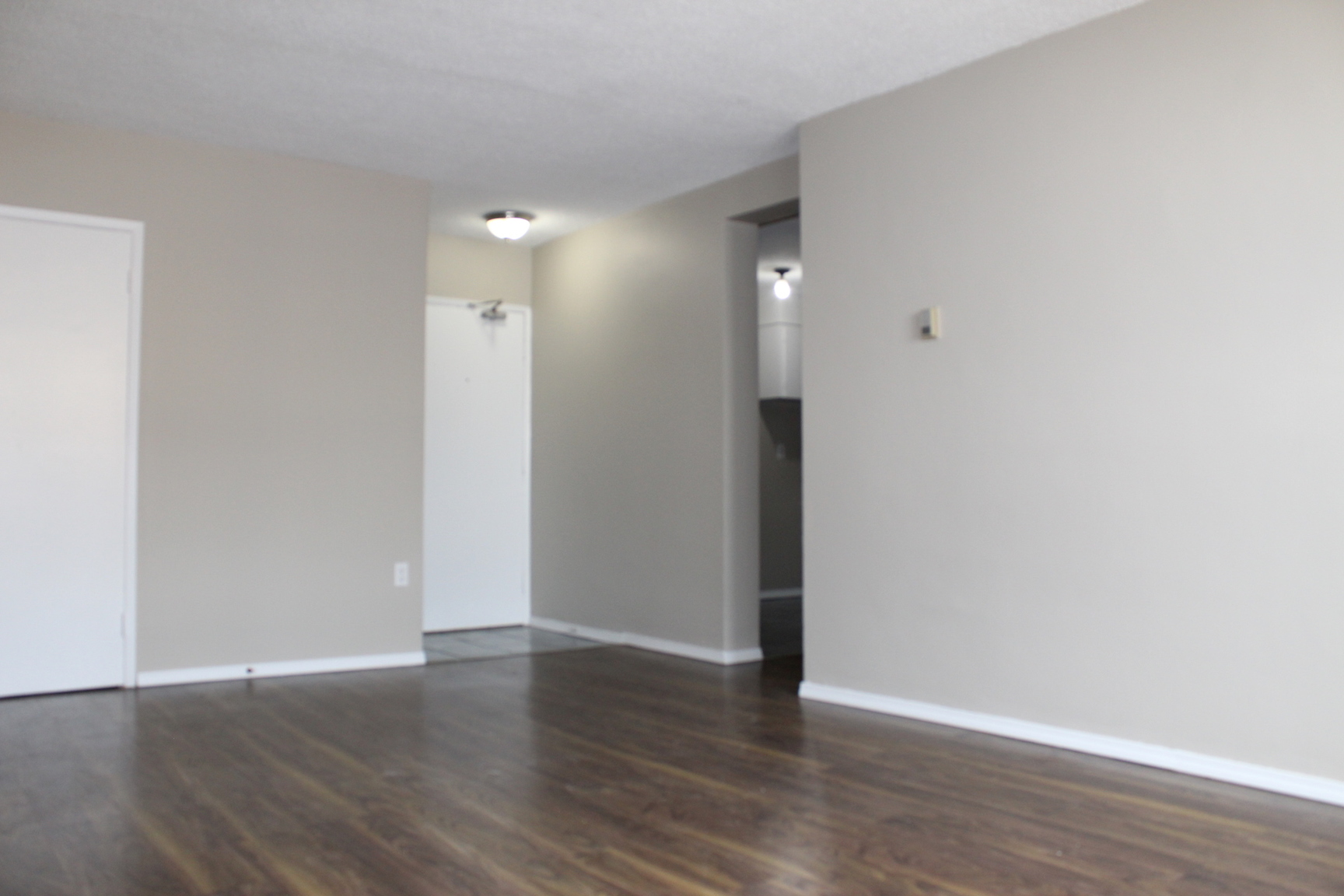 Laurentian Apartments - Photo 4