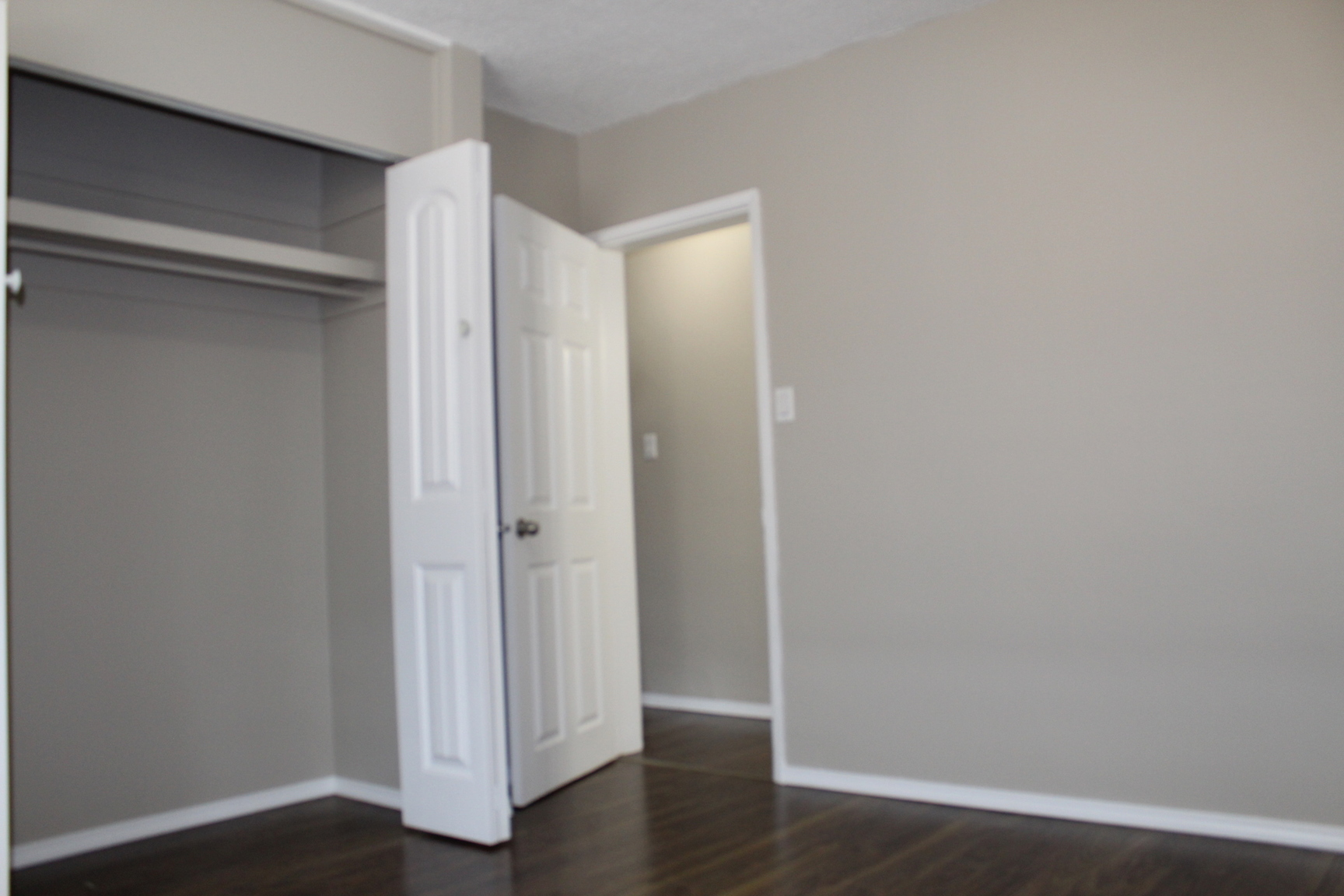 Laurentian Apartments - Photo 12