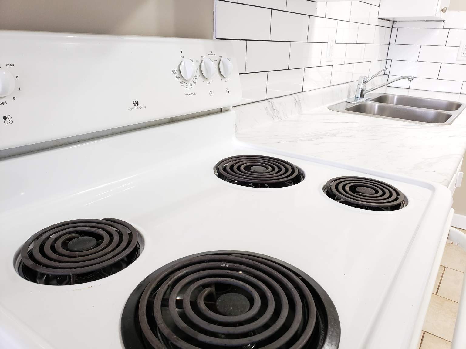 Clareview Court - Photo 8
