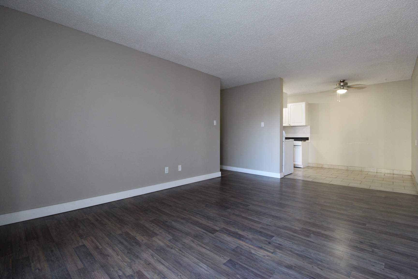 Gilford Apartments - Photo 4