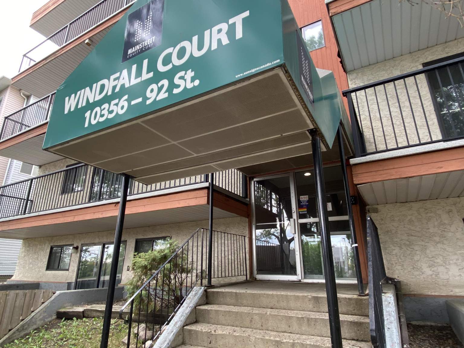Windfall Court - Photo 15