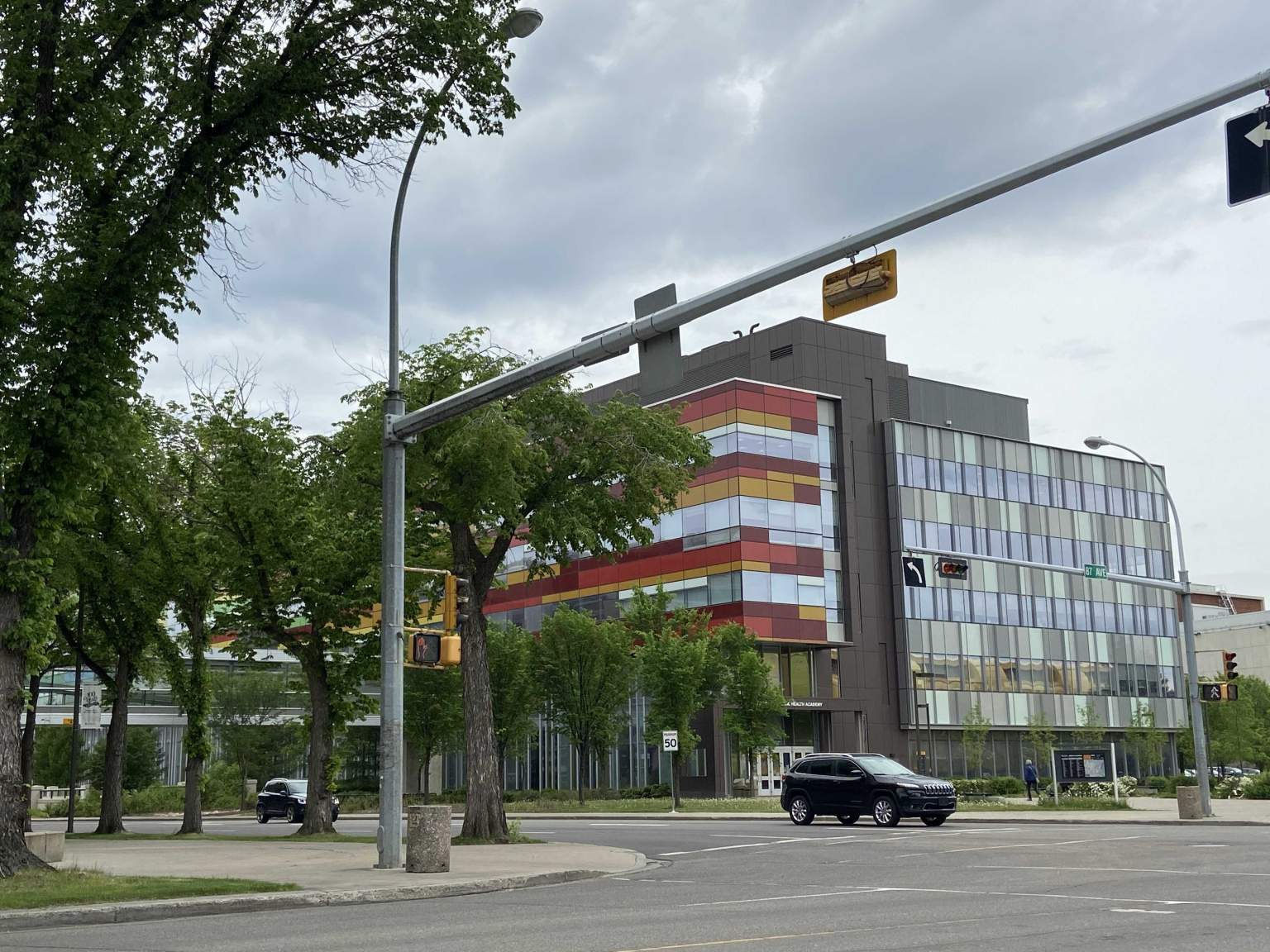 University Tower Apartments - Photo 31