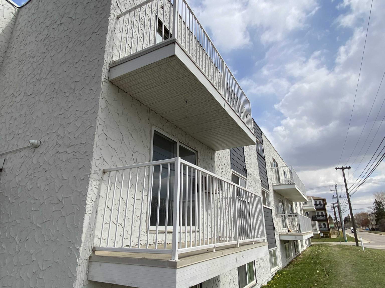 Key West Apartments - Photo 13