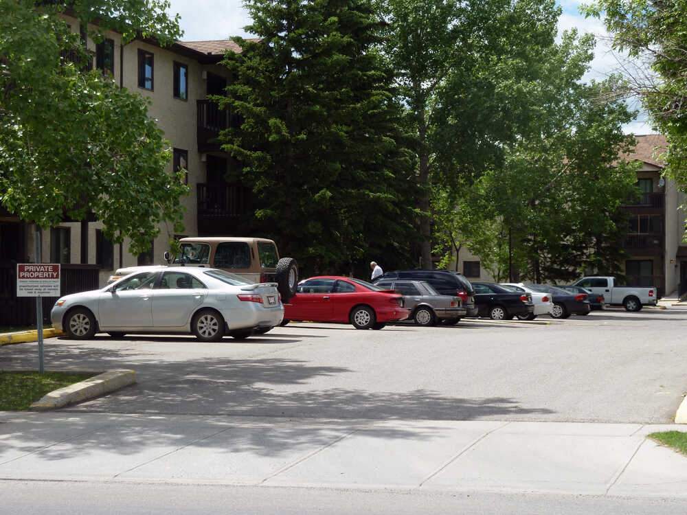Falconcrest Village - Photo 21