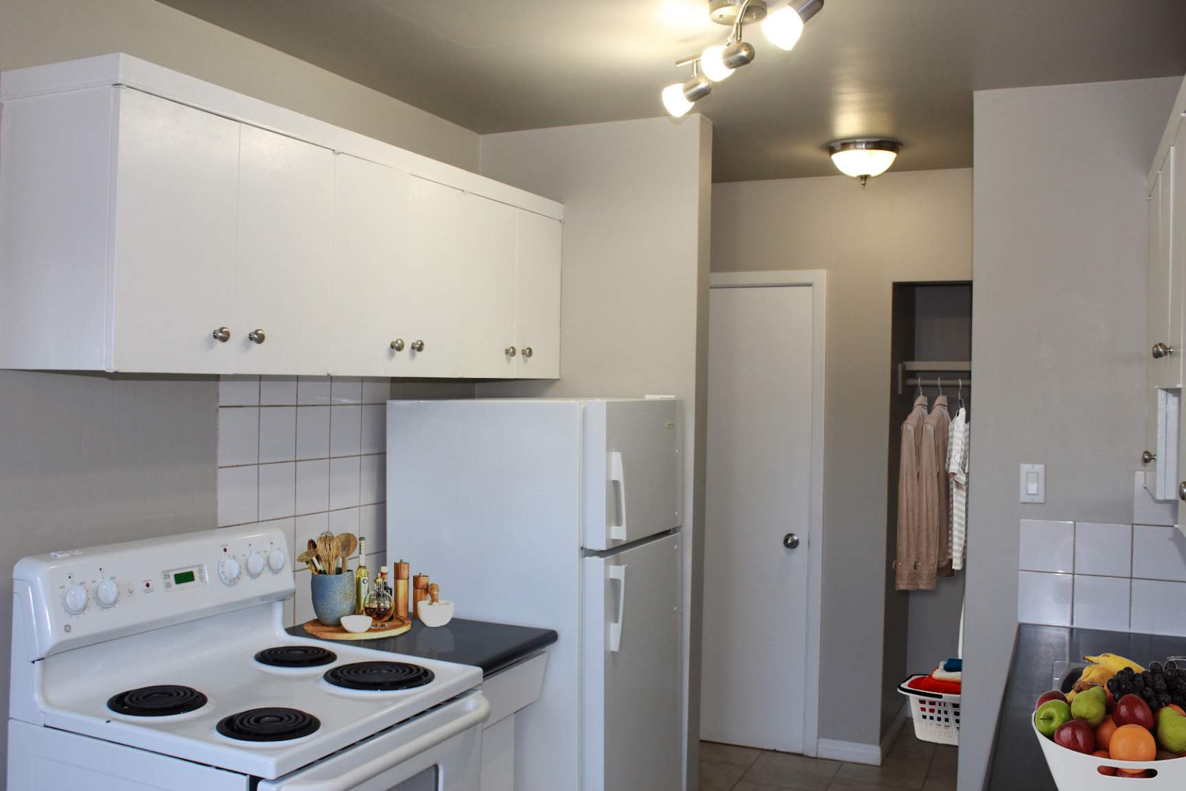 Ariel Apartments - Photo 7