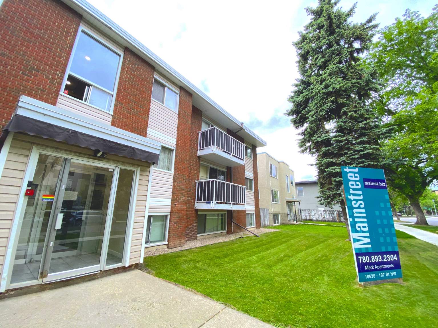 MACK Apartments - Photo 11