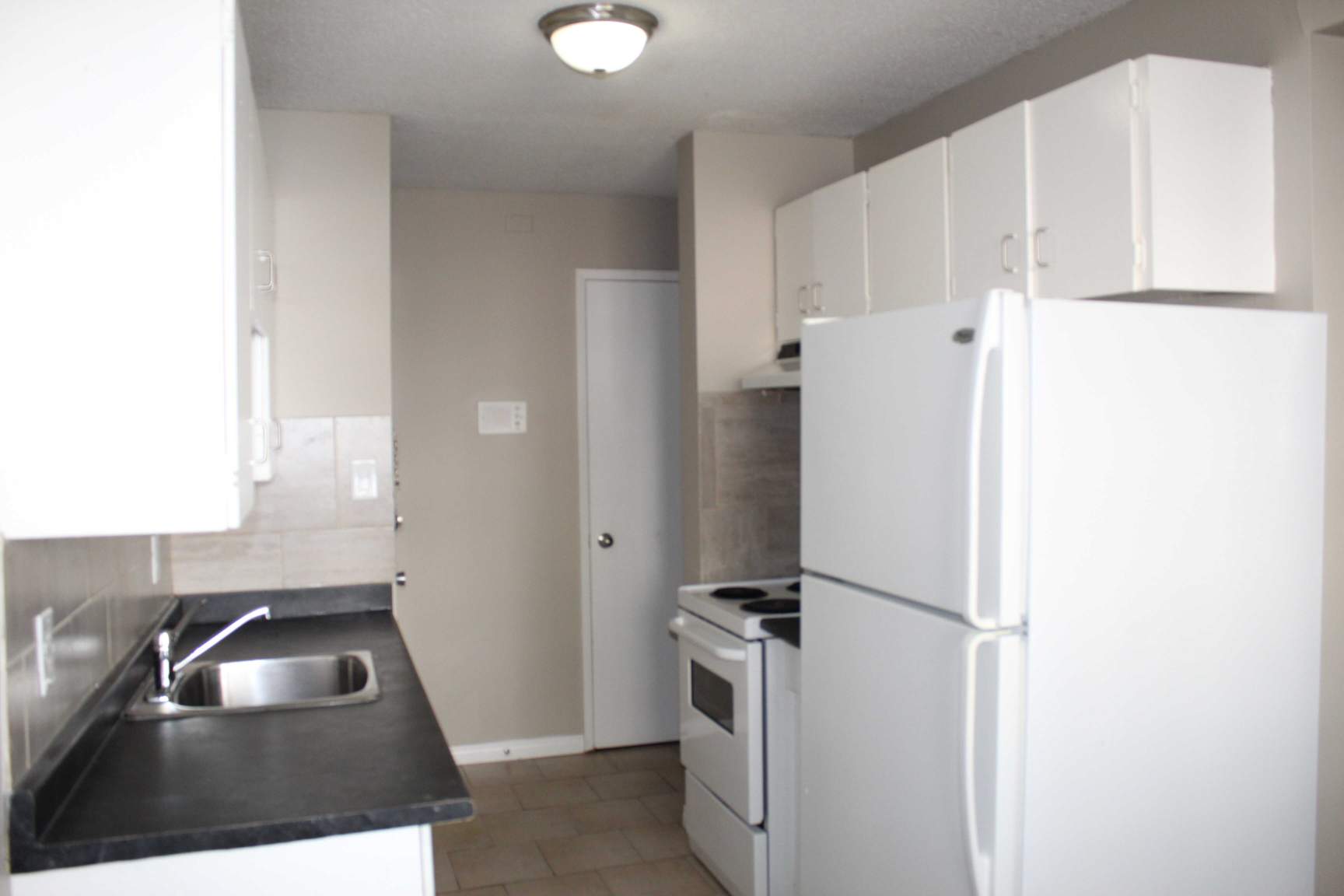 MACK Apartments - Photo 3