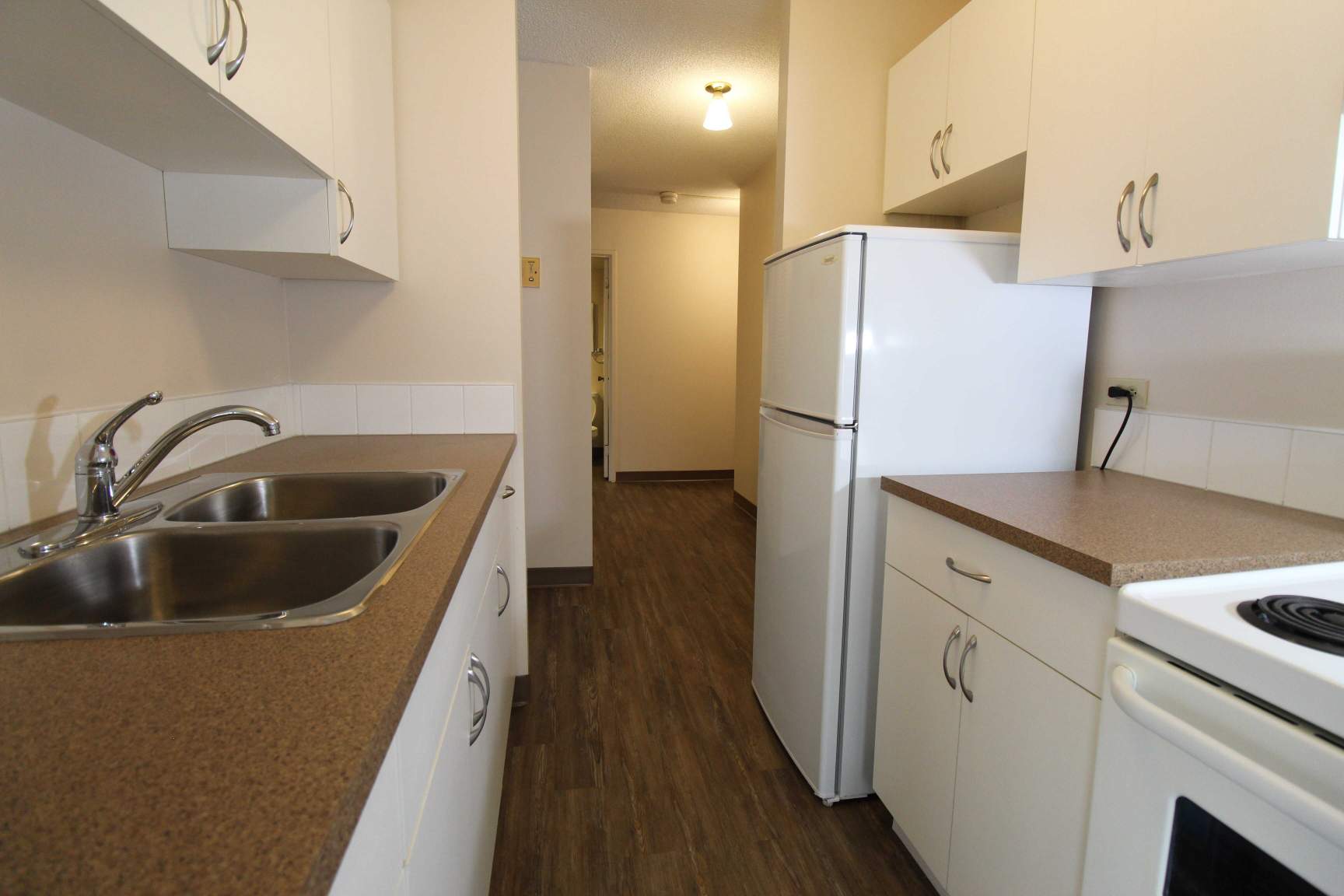 University Tower Apartments - Photo 15