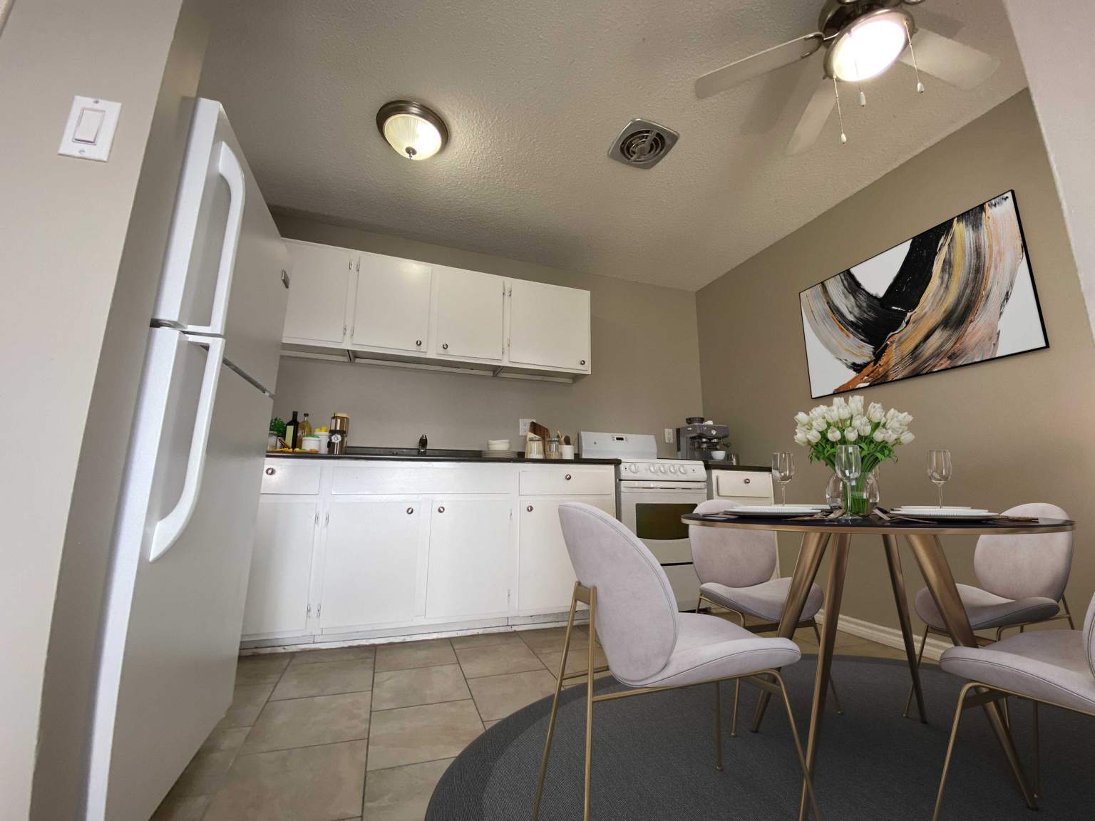 Key West Apartments - Photo 5