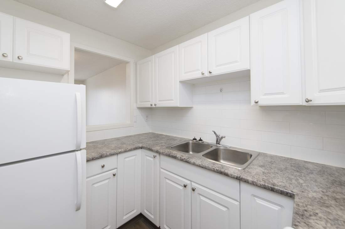 International Ave Apartments - 1 bedroom 5