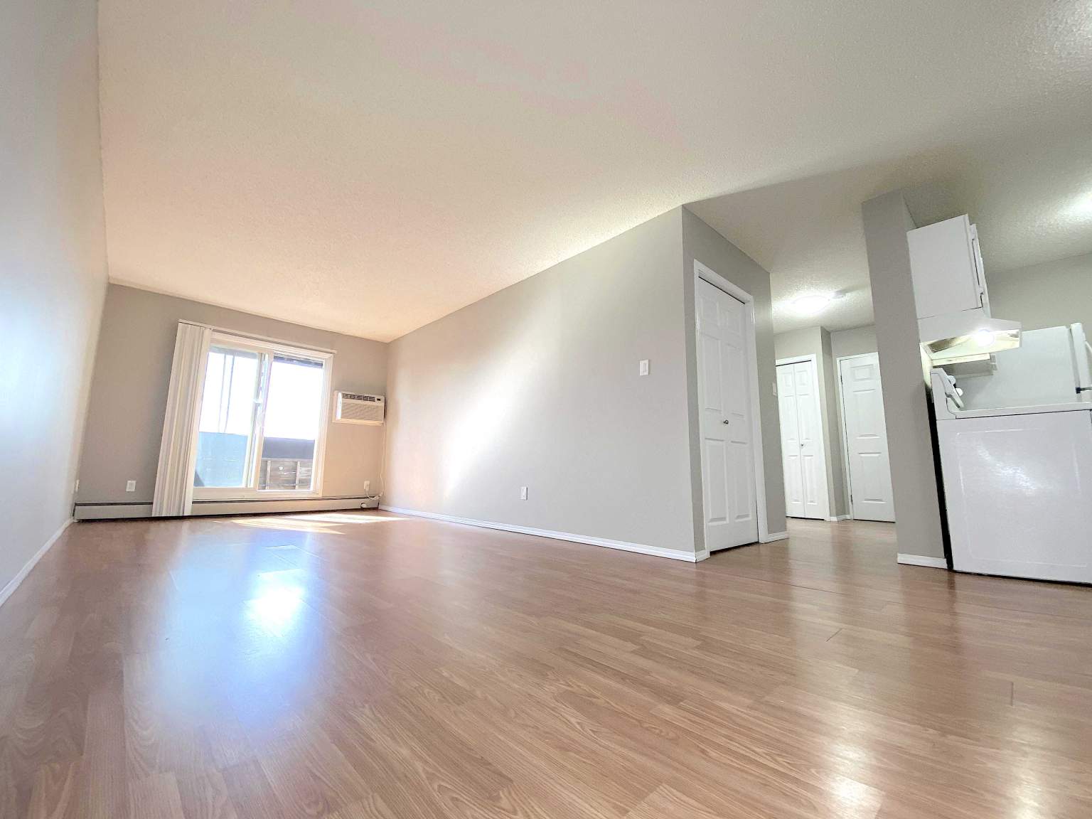 Lynden Court - Photo 12