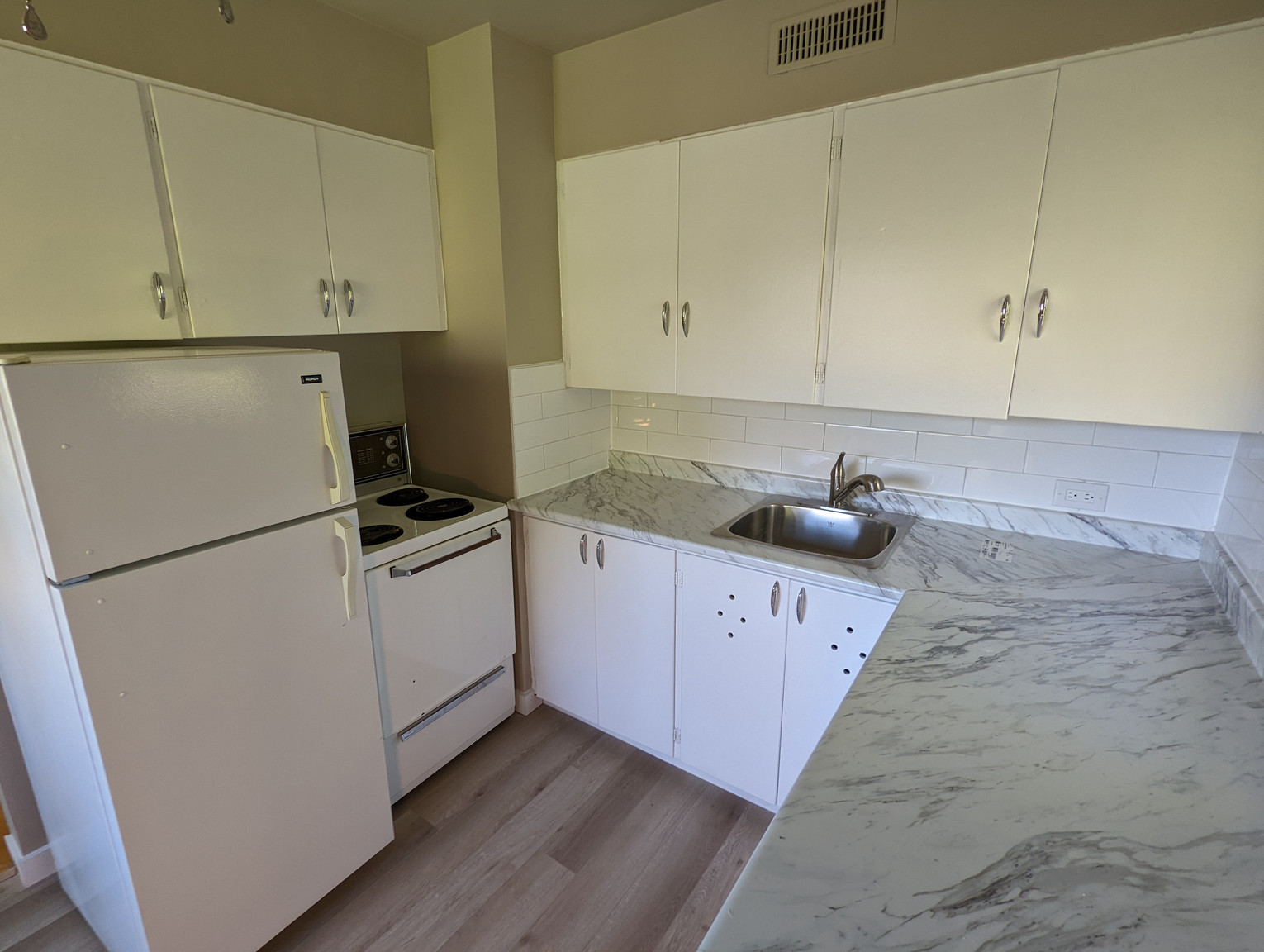 Heritage Trail Apartments 1 - Photo 6