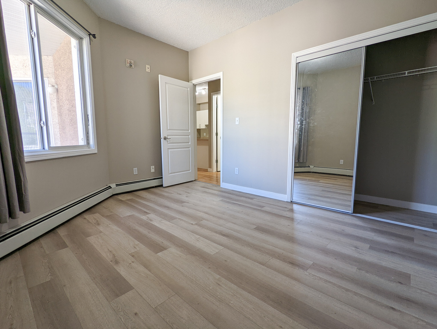 Legislative Estates Apartments - Photo 11