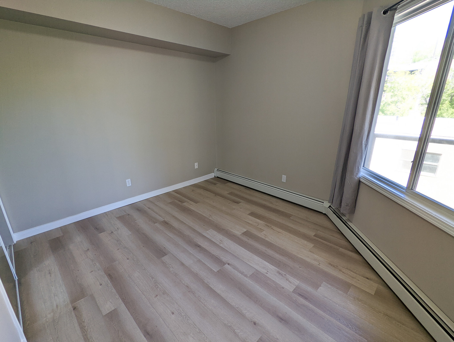 Legislative Estates Apartments - Photo 12