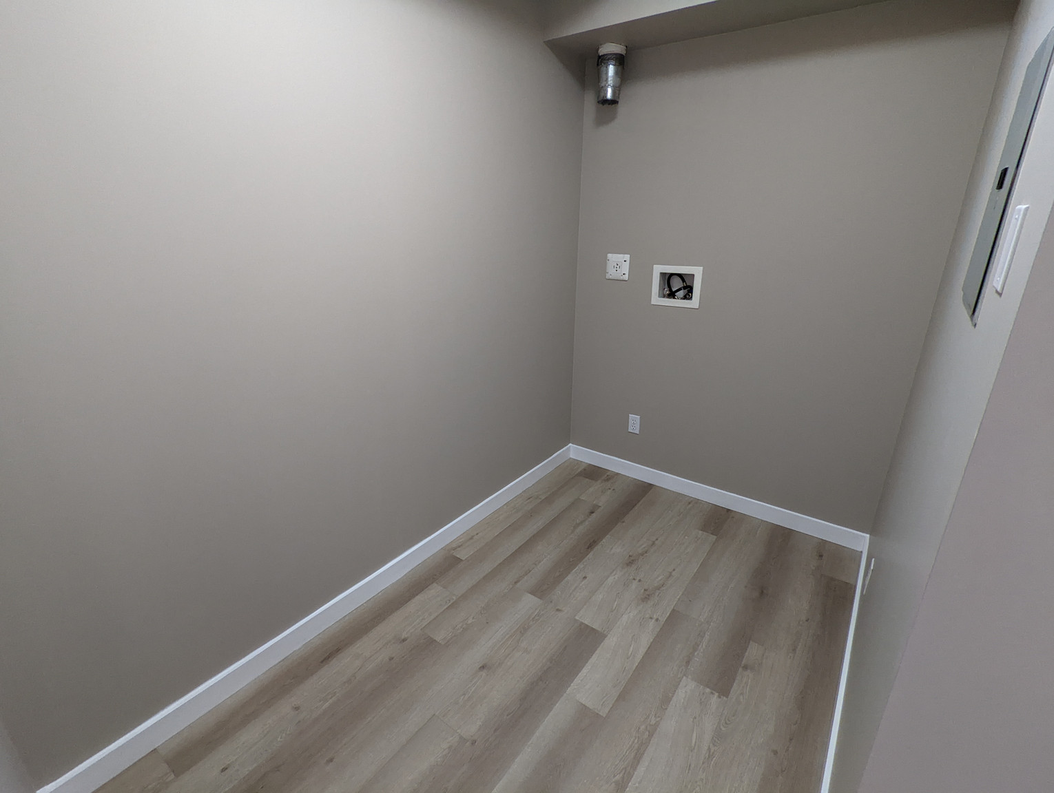 Legislative Estates Apartments - Photo 13