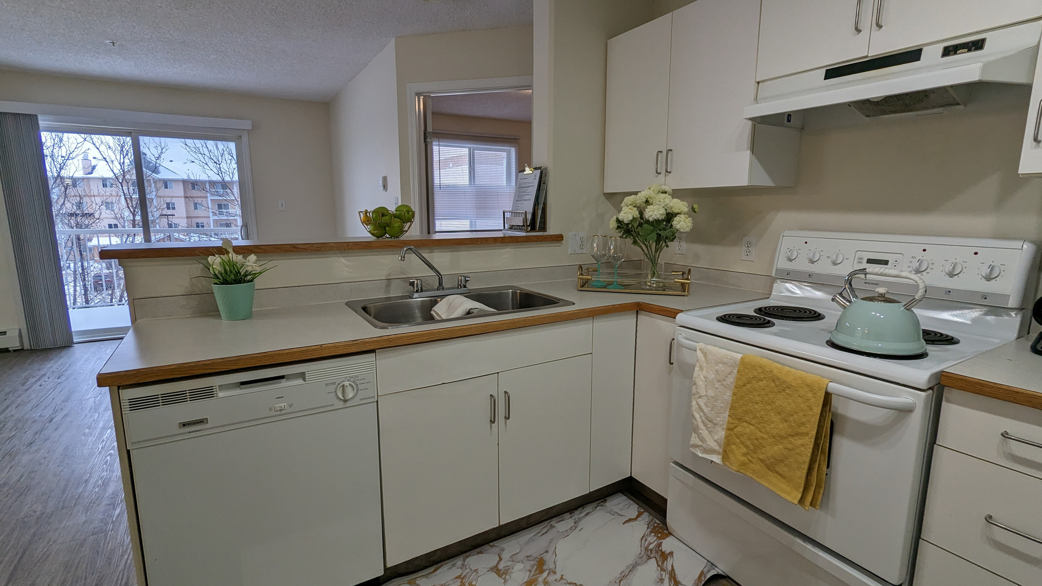 Kirkness Park Apartments - Photo 7