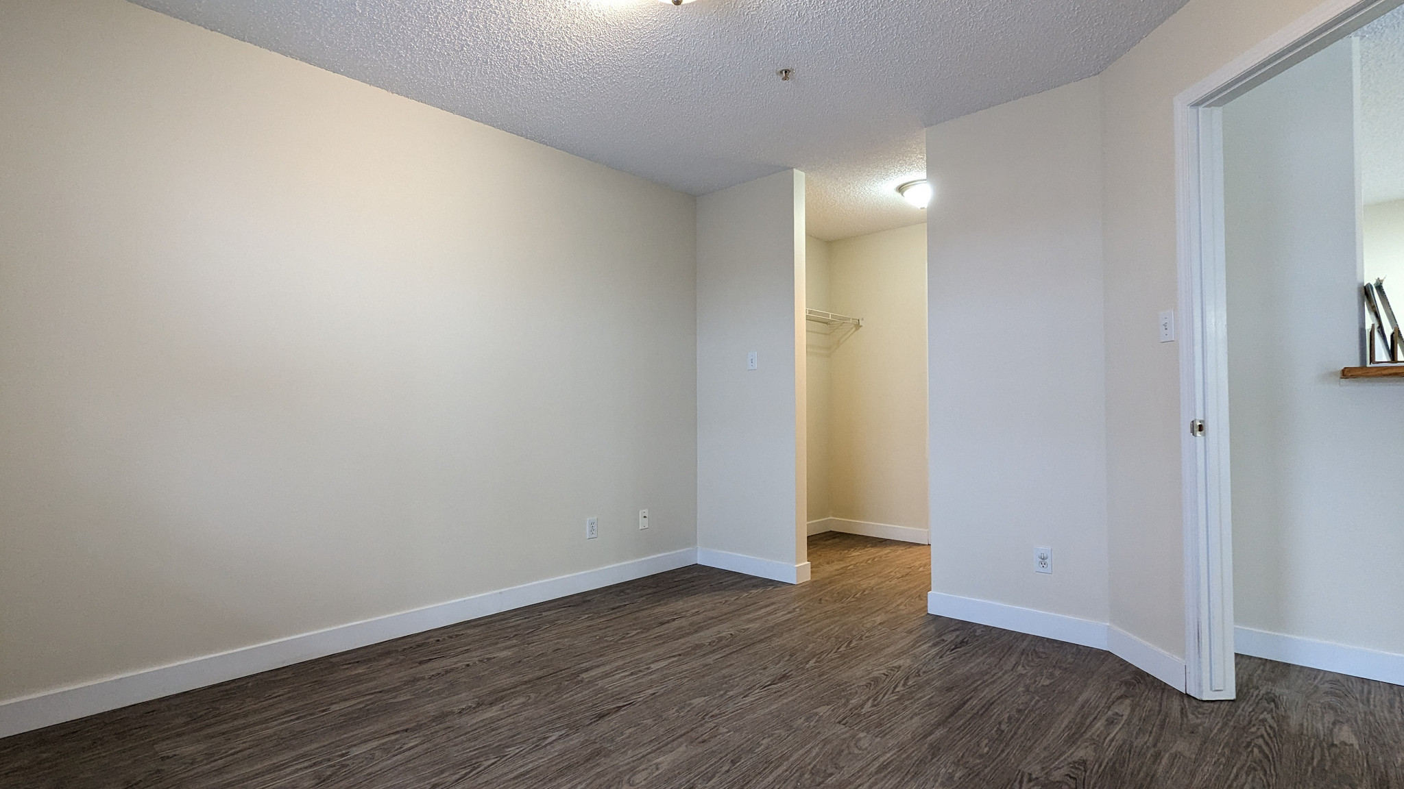 Kirkness Park Apartments - Photo 13