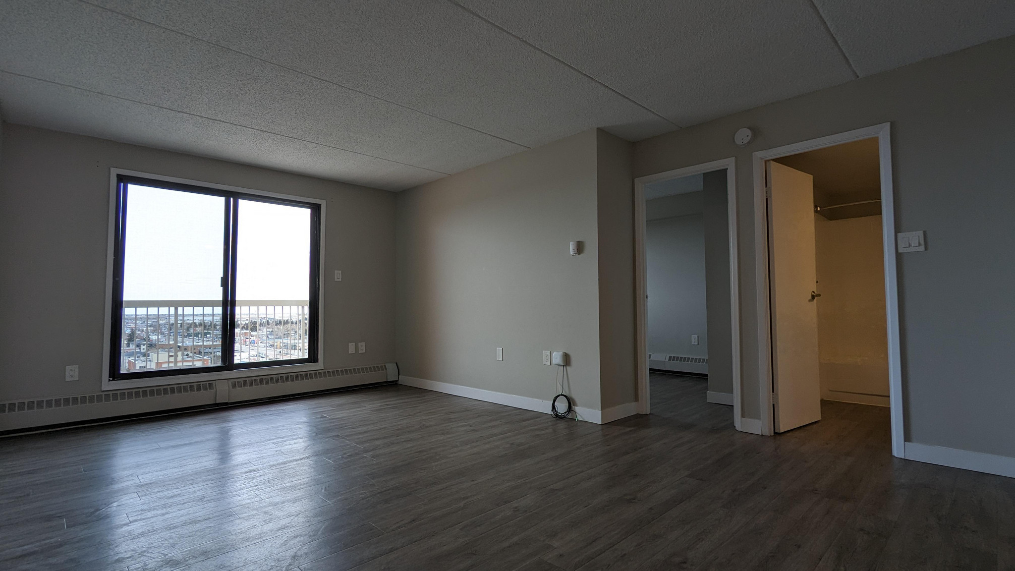 International Mountainview Apartments - Photo 7