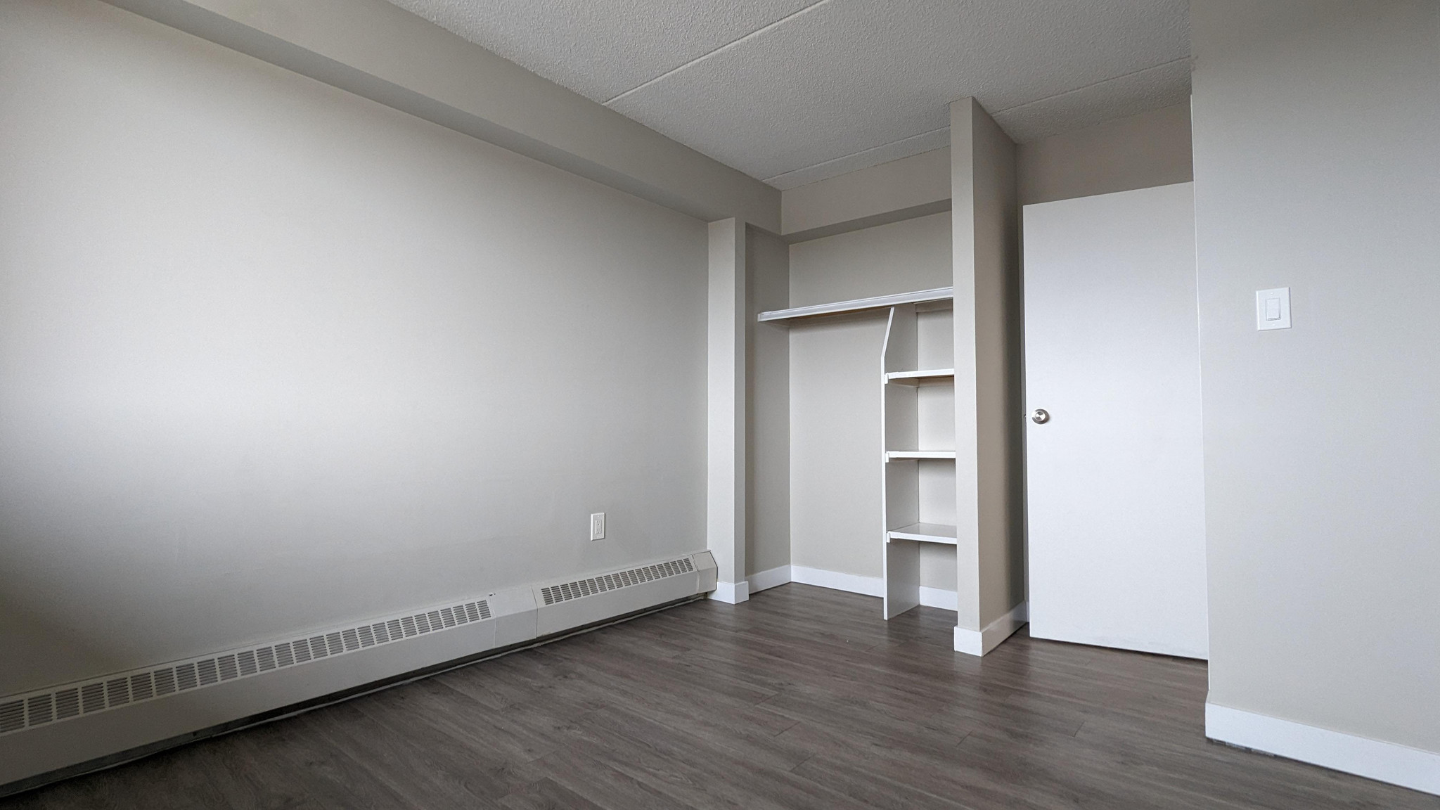 International Mountainview Apartments - Photo 9