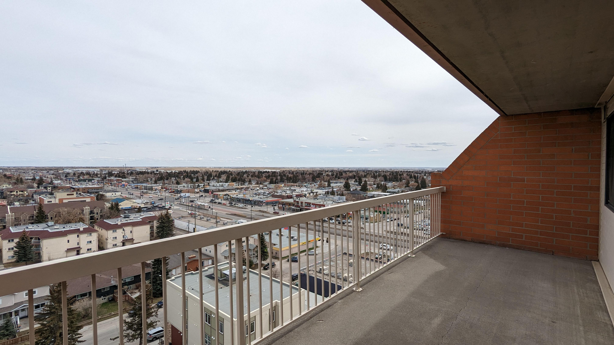International Mountainview Apartments - Photo 17