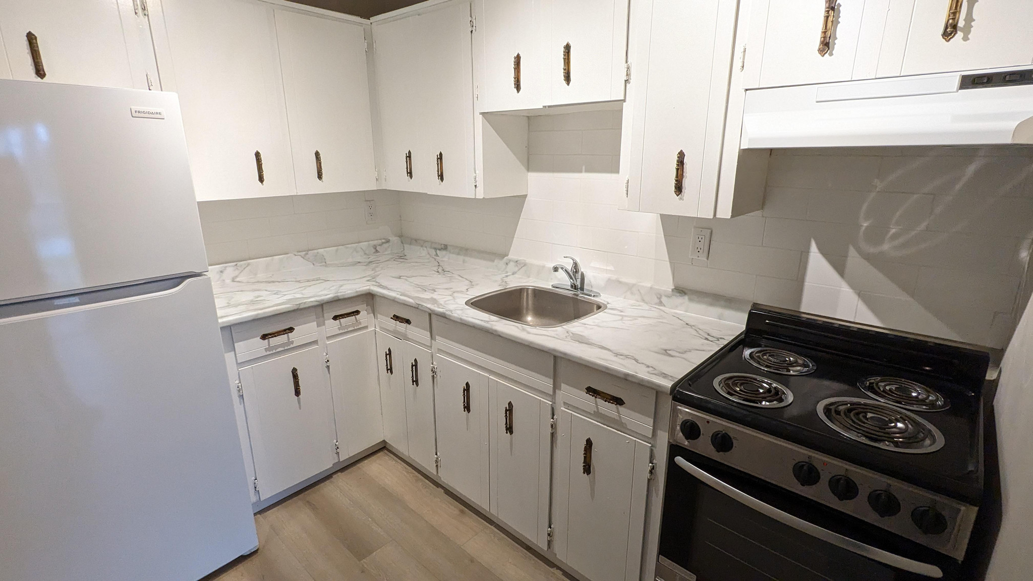 Cheam View Cheam View Apartments 2 - 46155 Bole Avenue, Chilliwack, BC