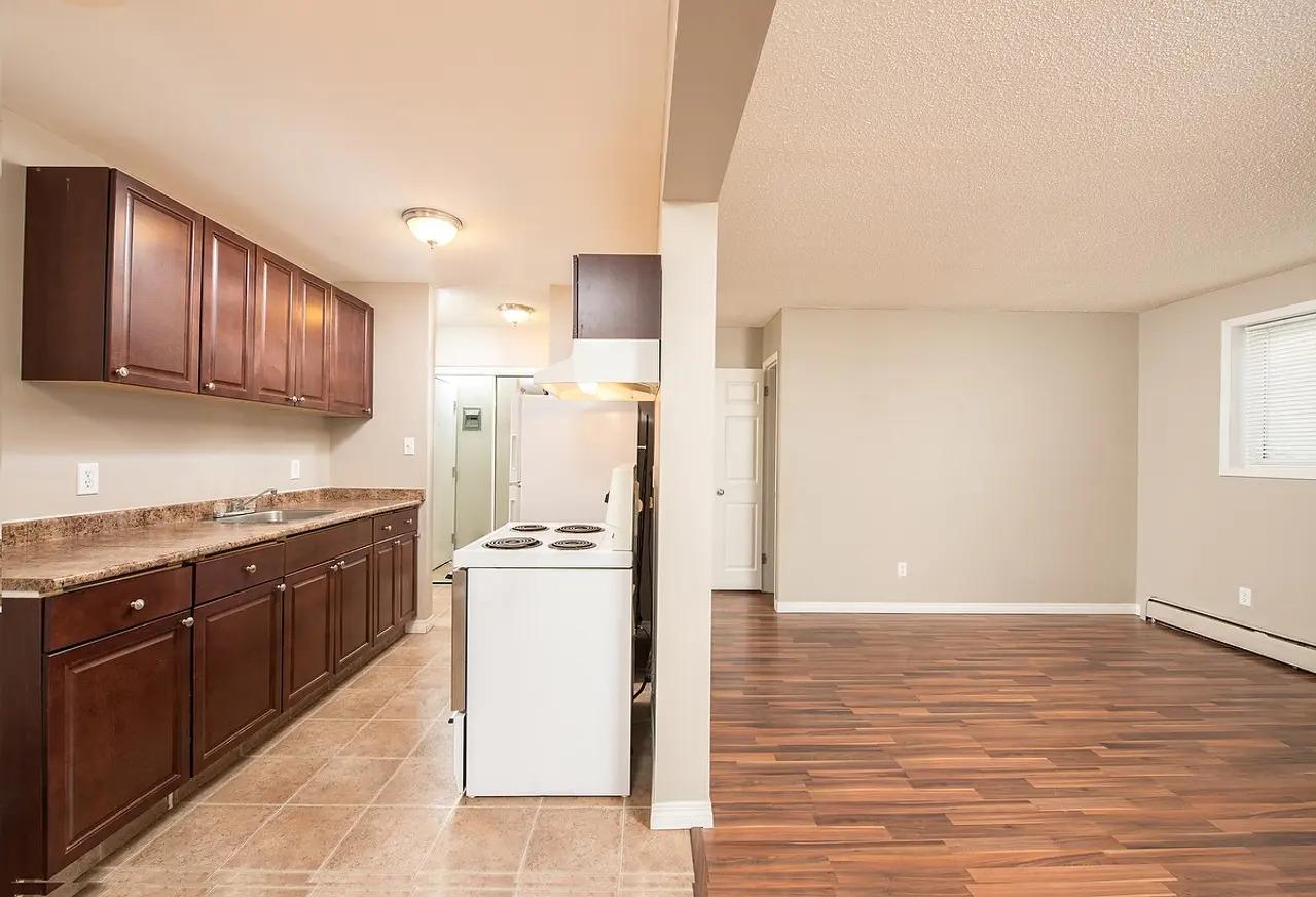 Inglewood 124 Apartments - Photo 4