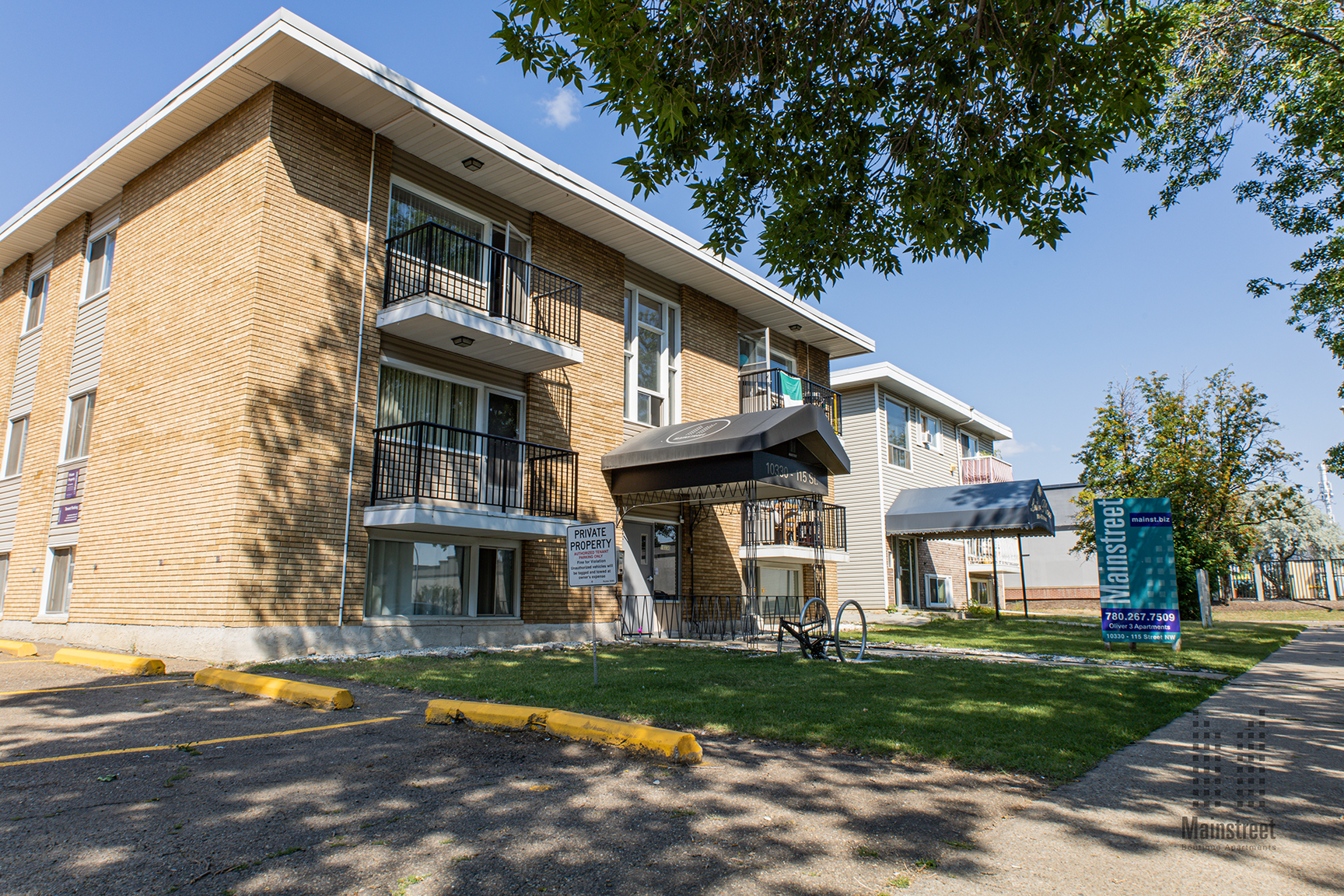 Oliver 3 Apartments