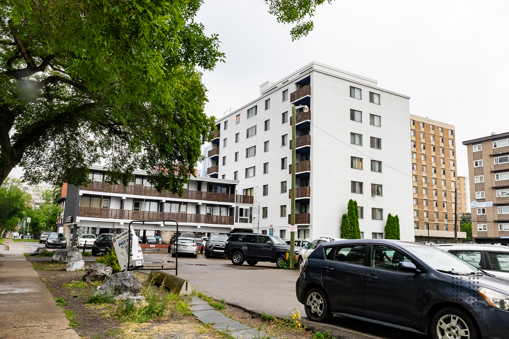 Downtown Edmonton Apartments - Photo 10