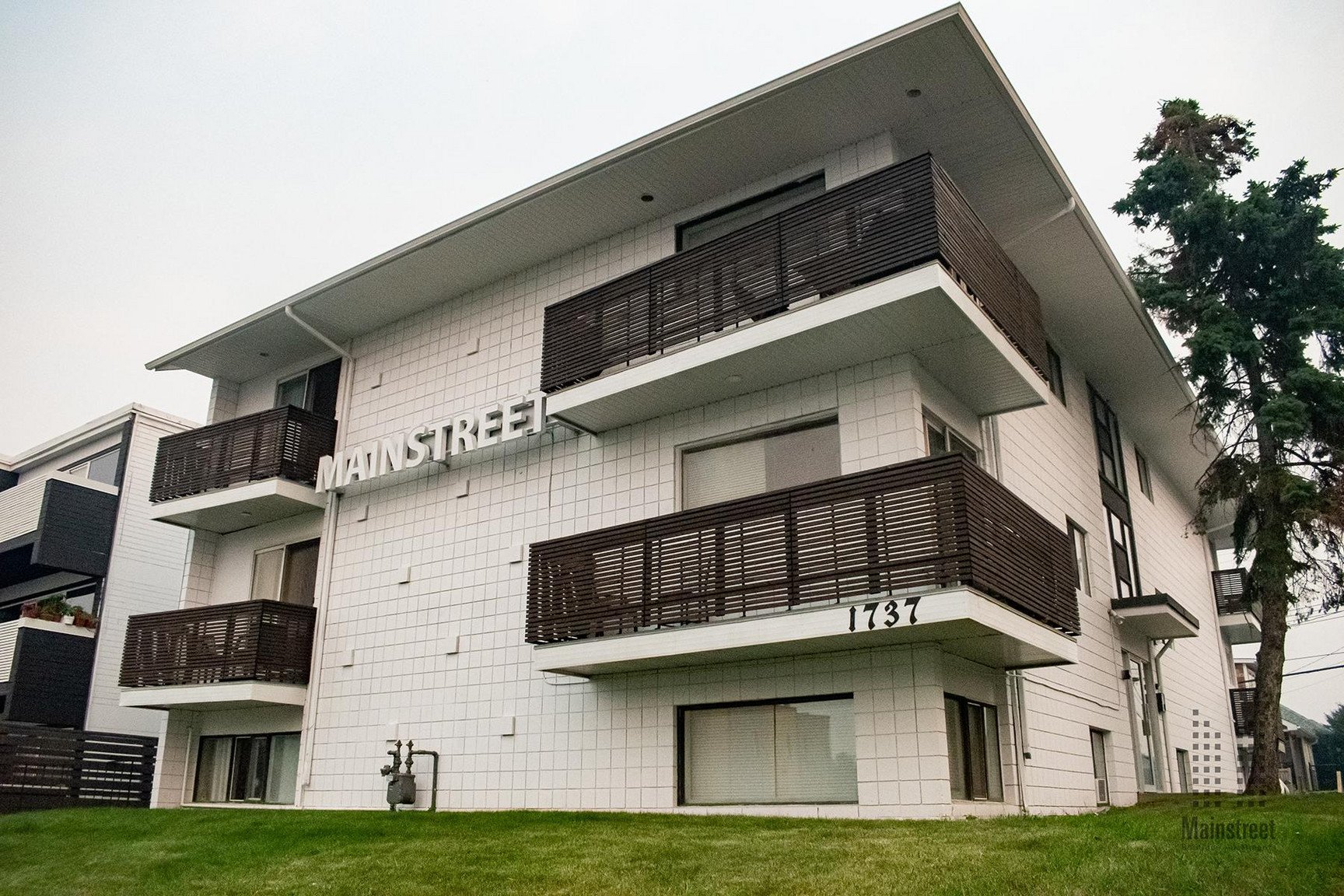 Bankview 1737 Apartments - 2 Bedroom 3