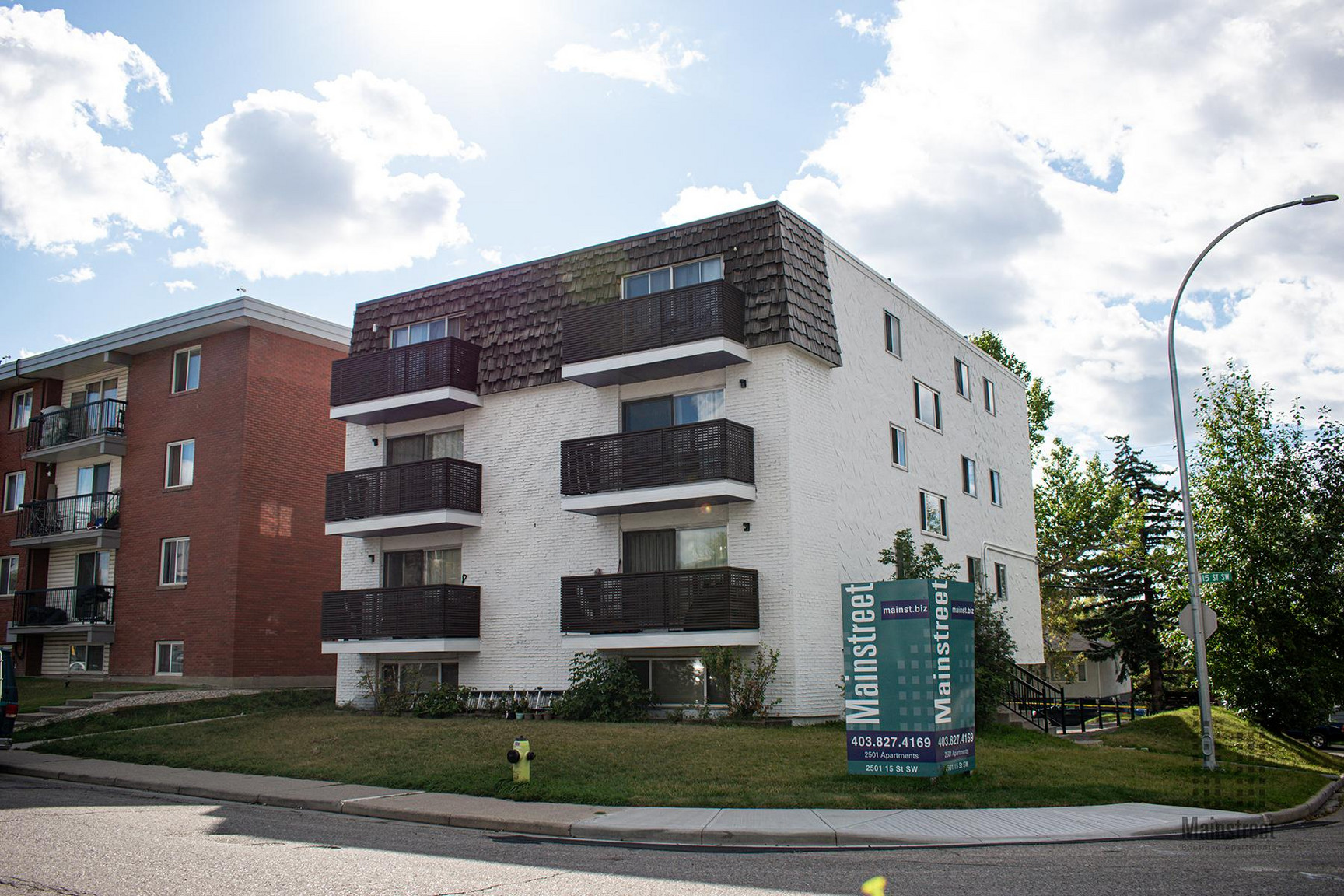2501 Apartments - Photo 15