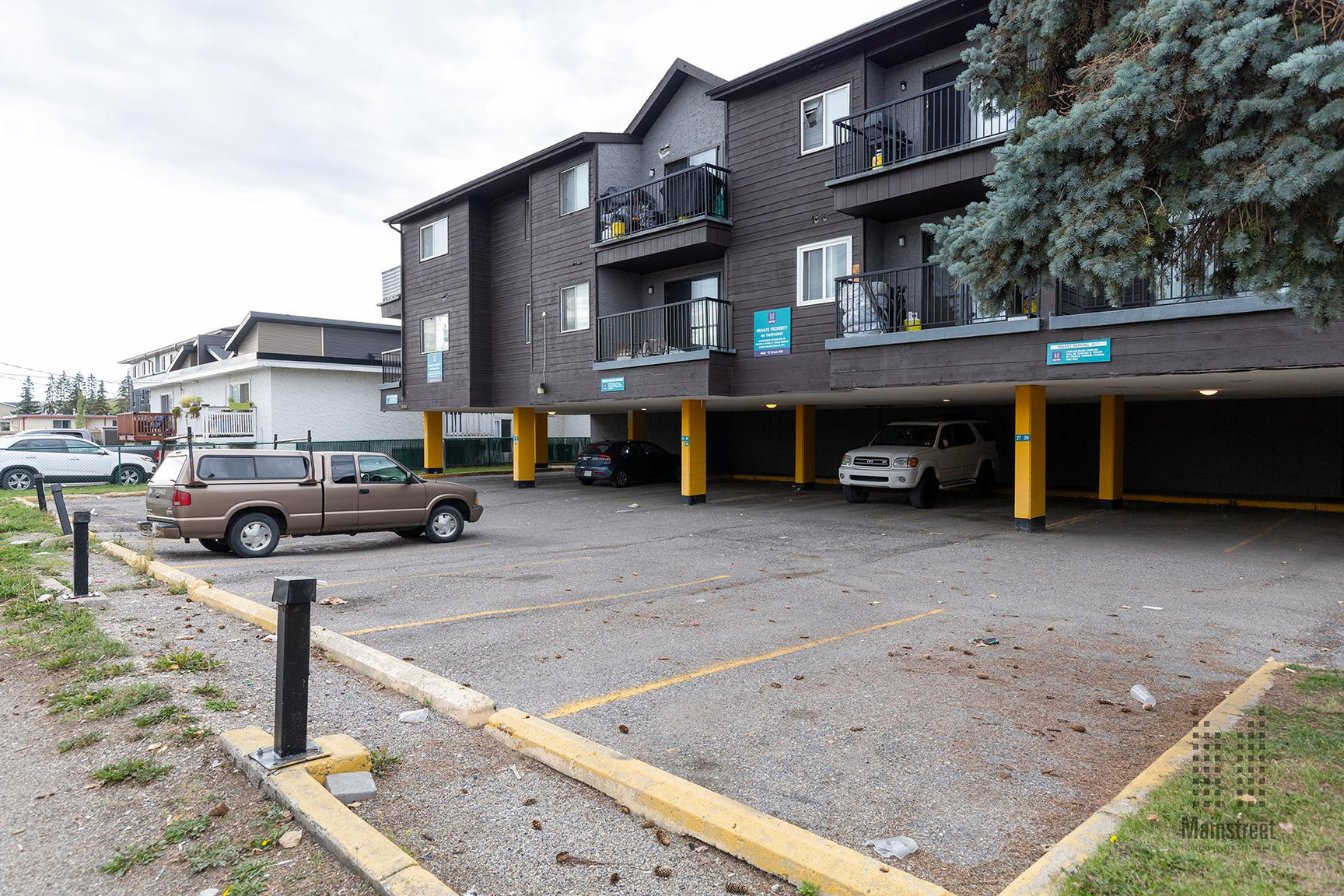 Glenbow Manor - Photo 18