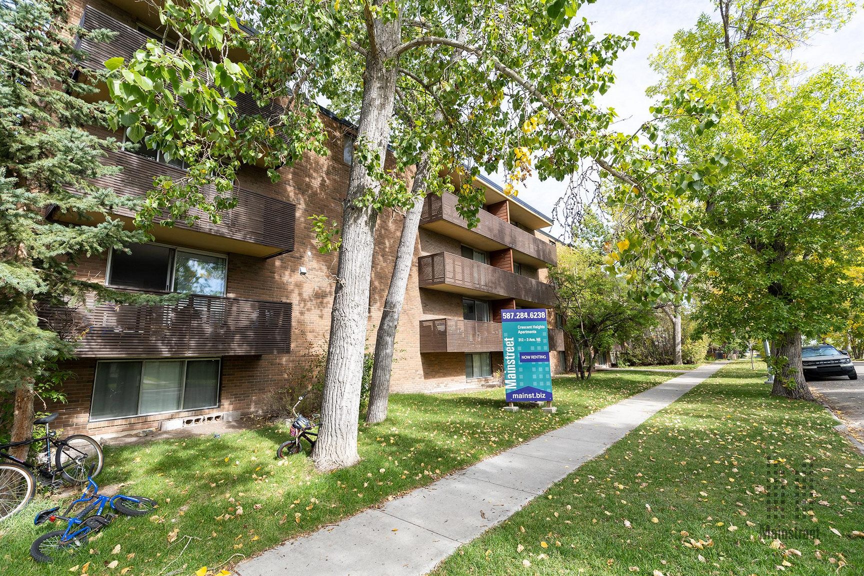 Crescent Heights Apartments - Photo 17