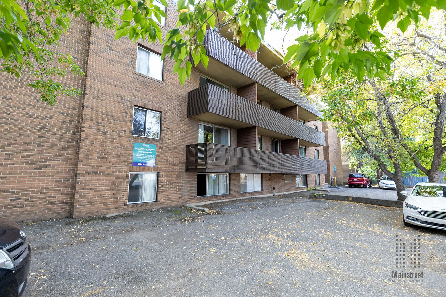 Crescent Heights Apartments - Photo 18
