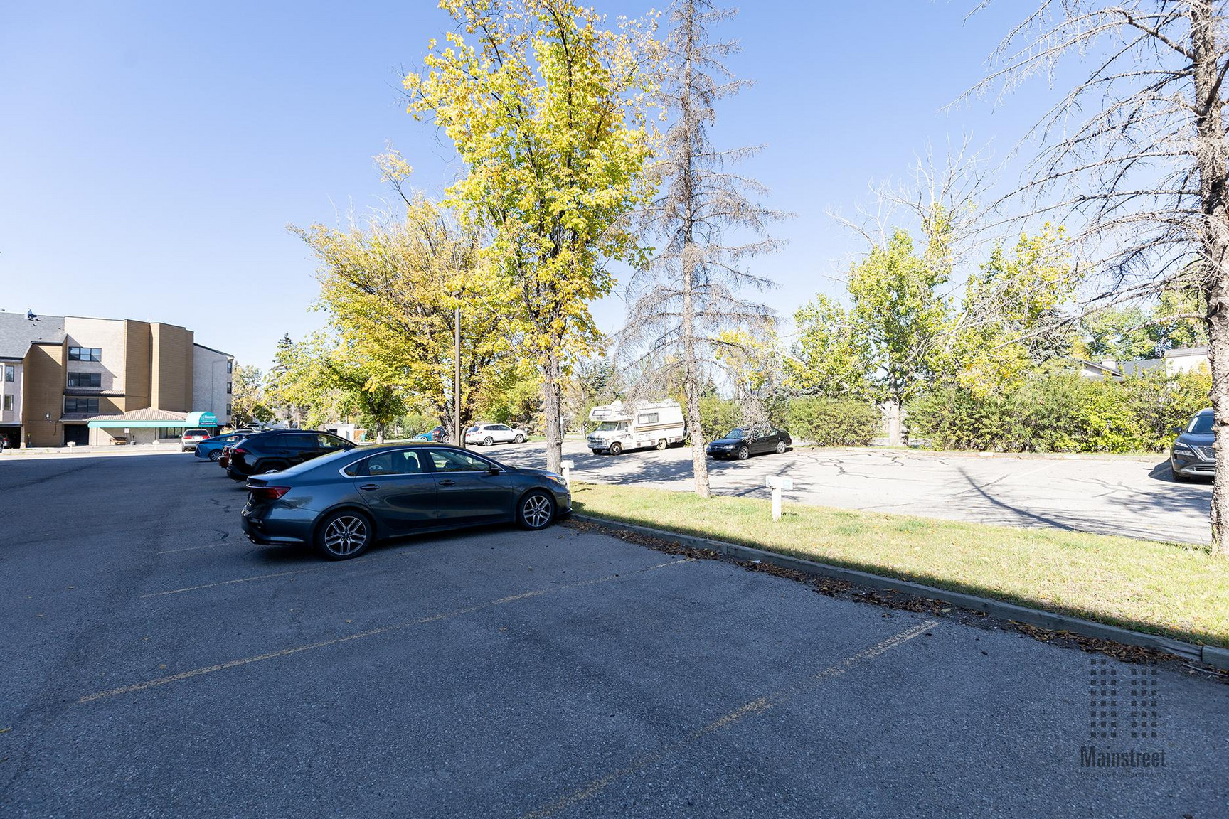 Cedarbrae Manor - Photo 19