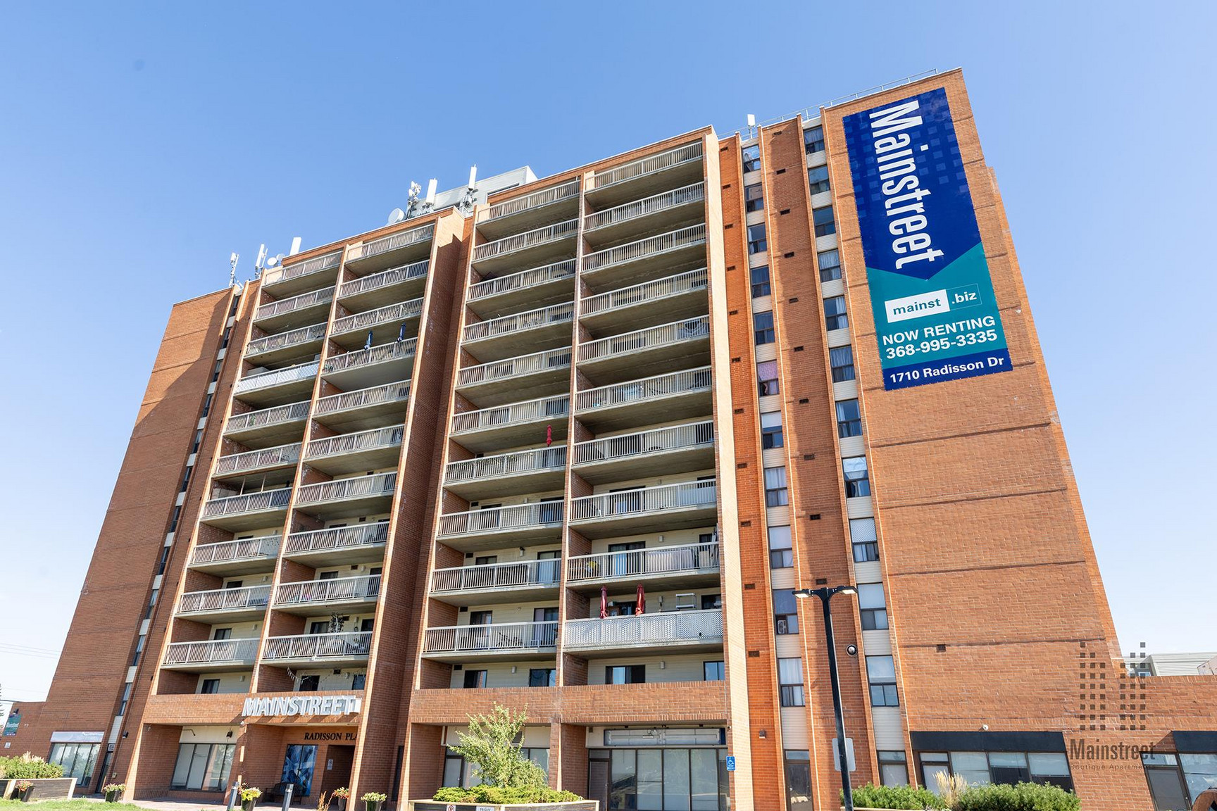 International Mountainview Apartments - Photo 2