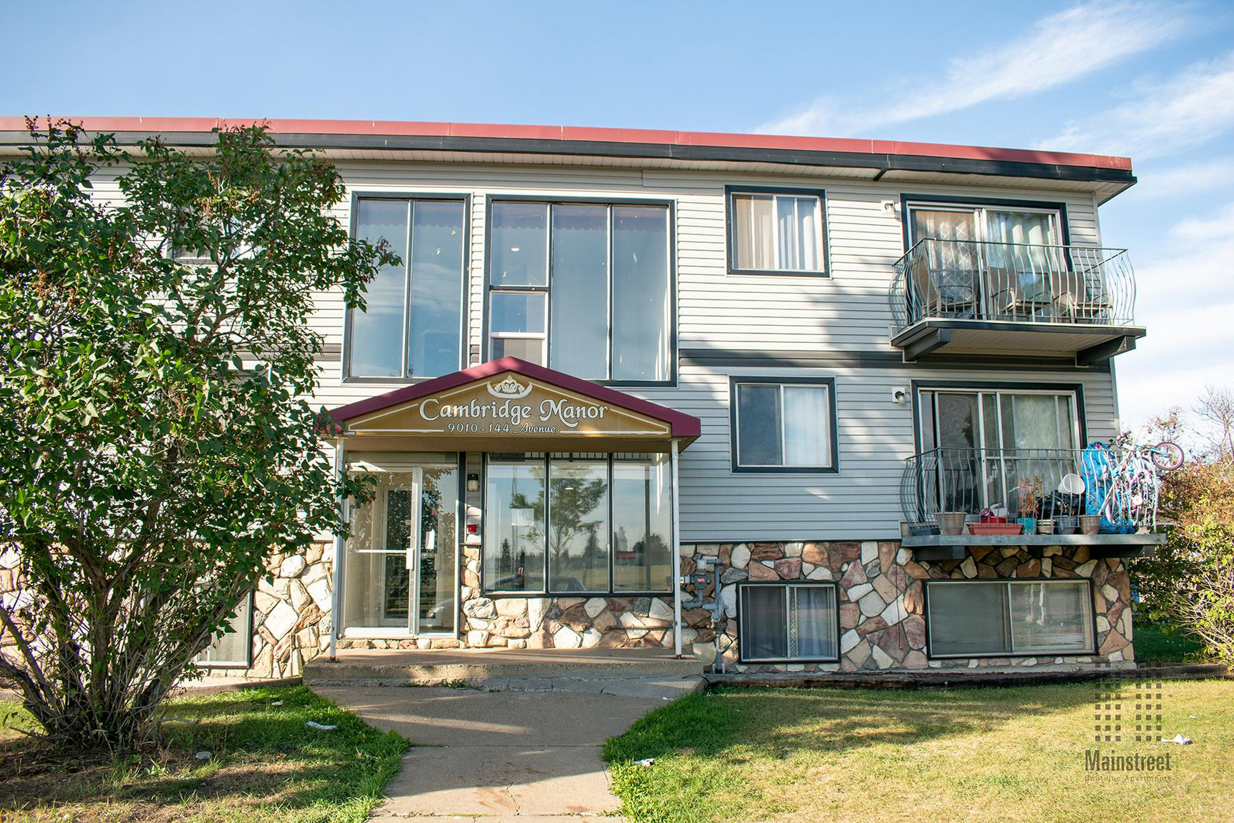 Cambridge Manor