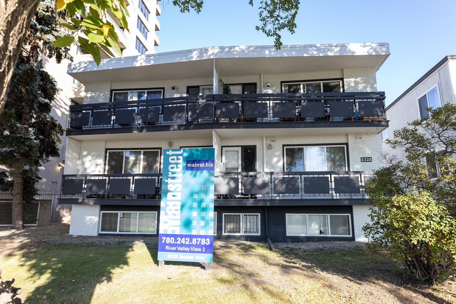 River Valley View Apartments 2 - Bachelor 3