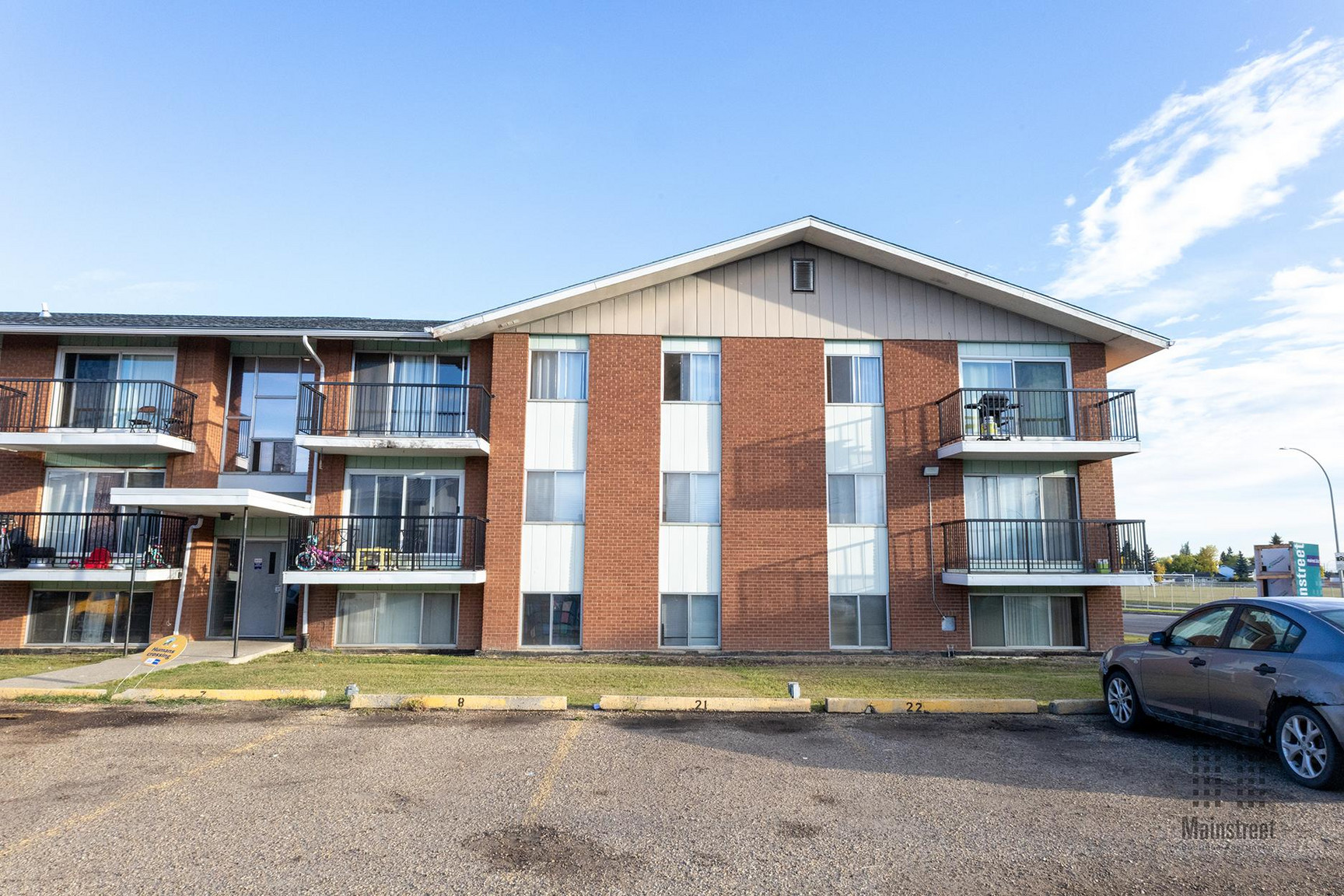 Rosslyn Apartments - Photo 10