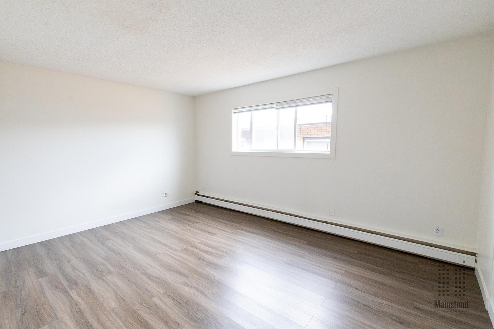 Amherst Apartments - Photo 5