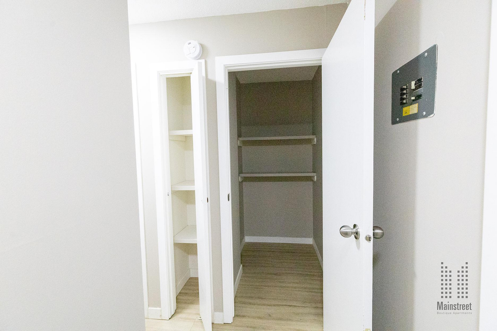 Crescent Heights Apartments - Photo 23