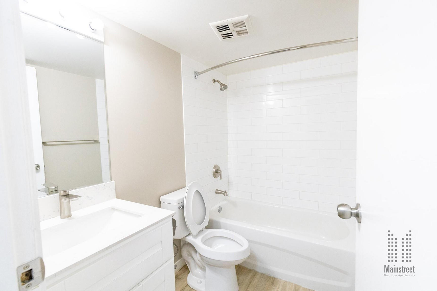 Crescent Heights Apartments - Photo 16