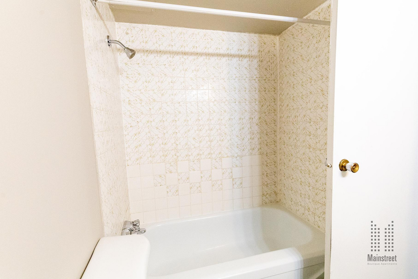 Crescent Heights Apartments - Photo 25