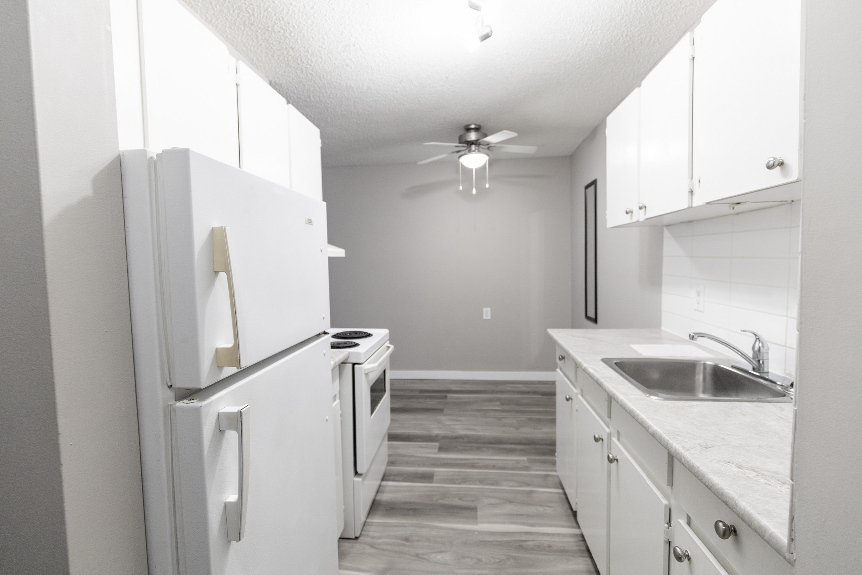 Delburn House - Photo 18
