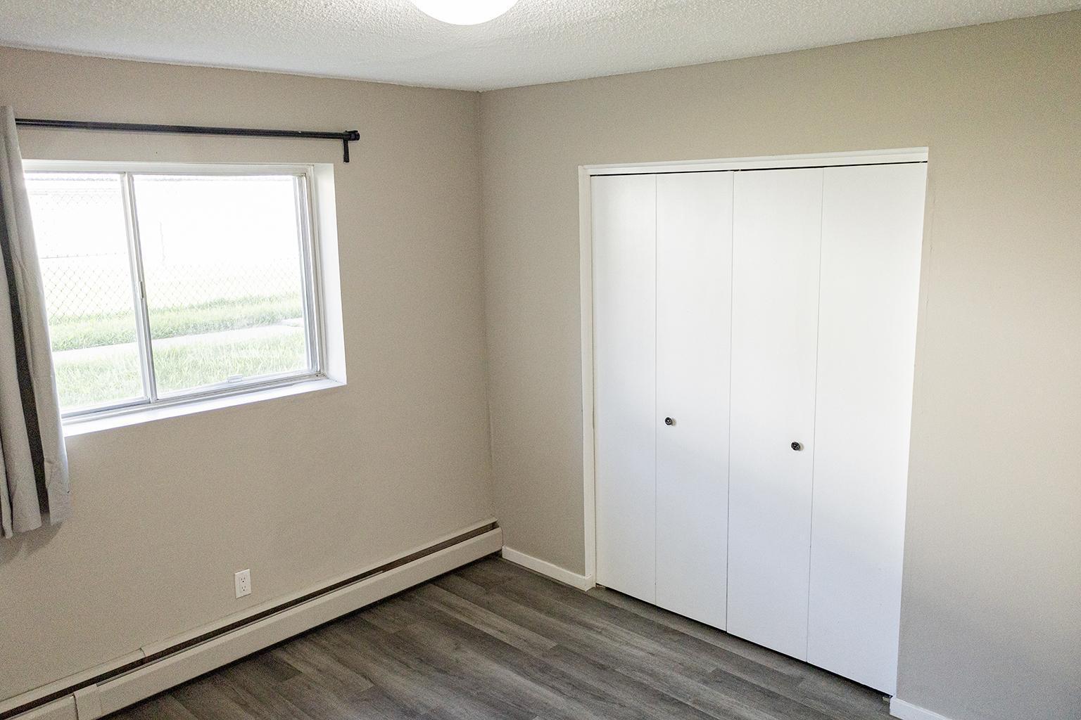 Bowness 4311 Apartments - Photo 12