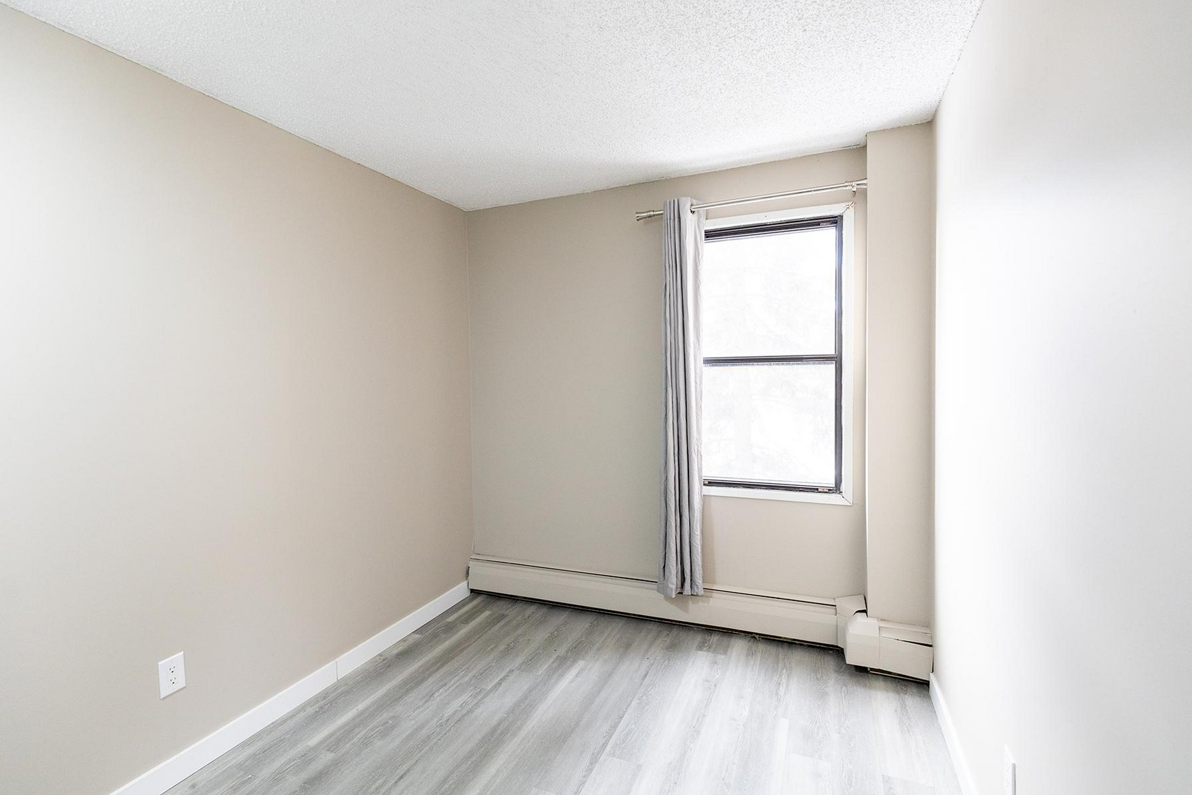 Cedarbrae Manor - Photo 31