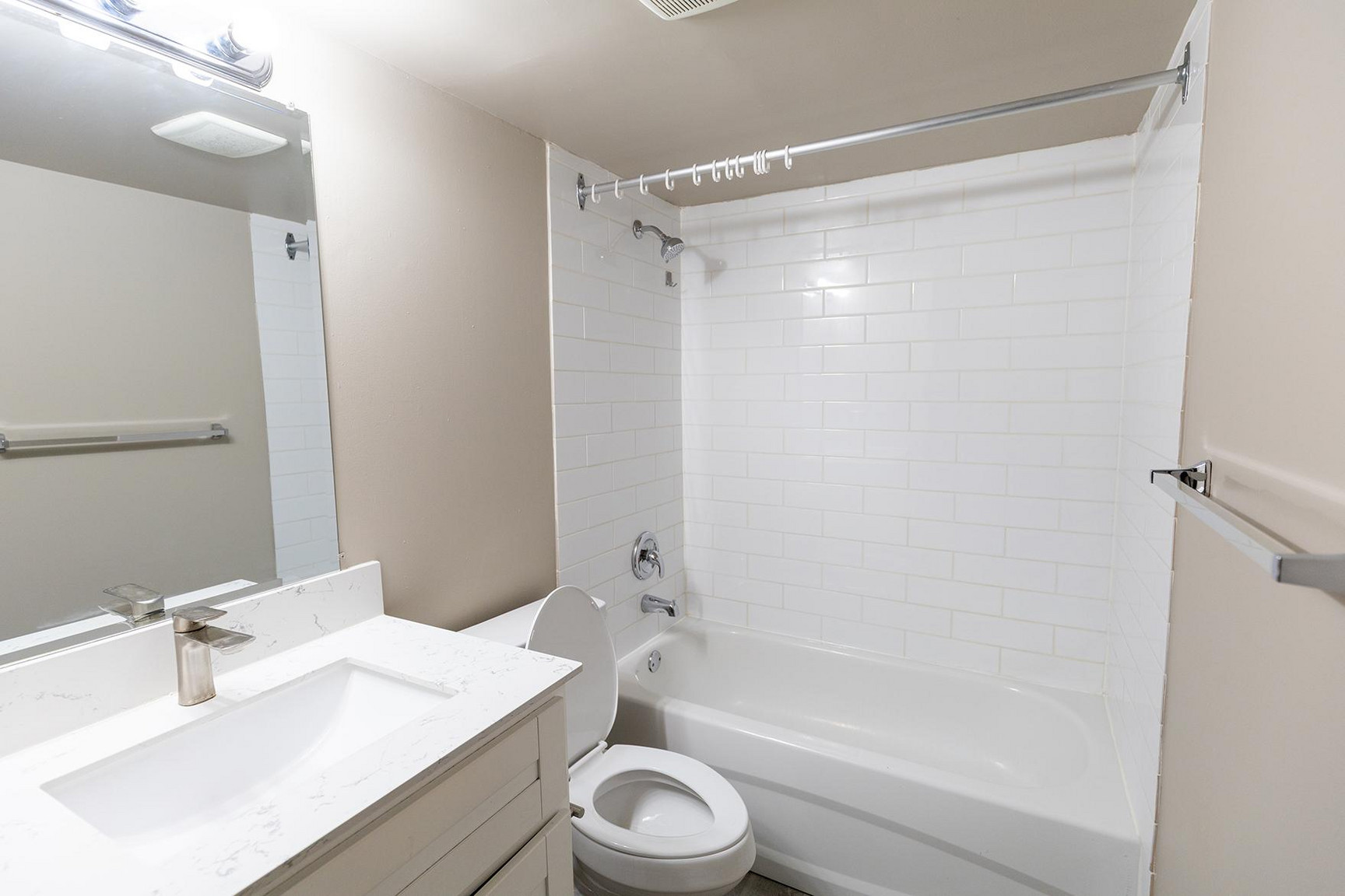 Cedarbrae Manor - Photo 33