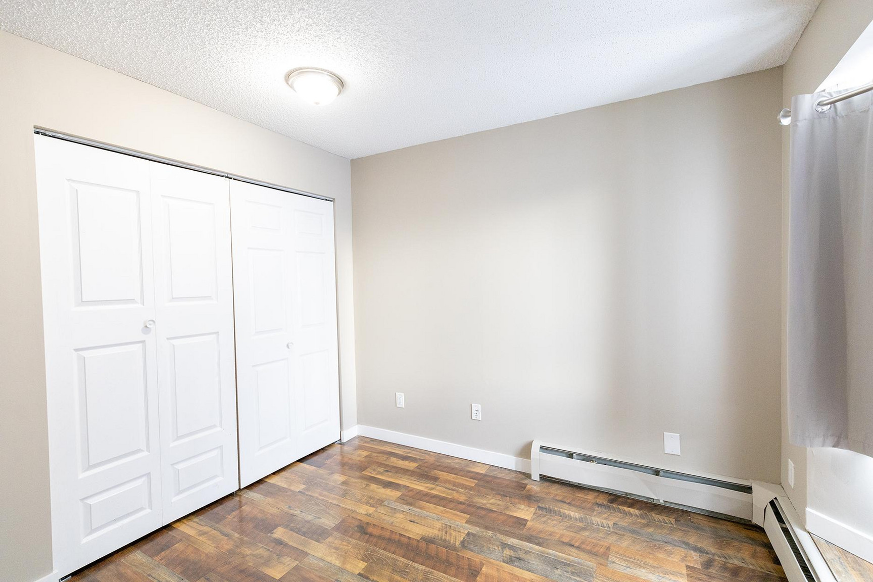 Cedarbrae Manor - Photo 36